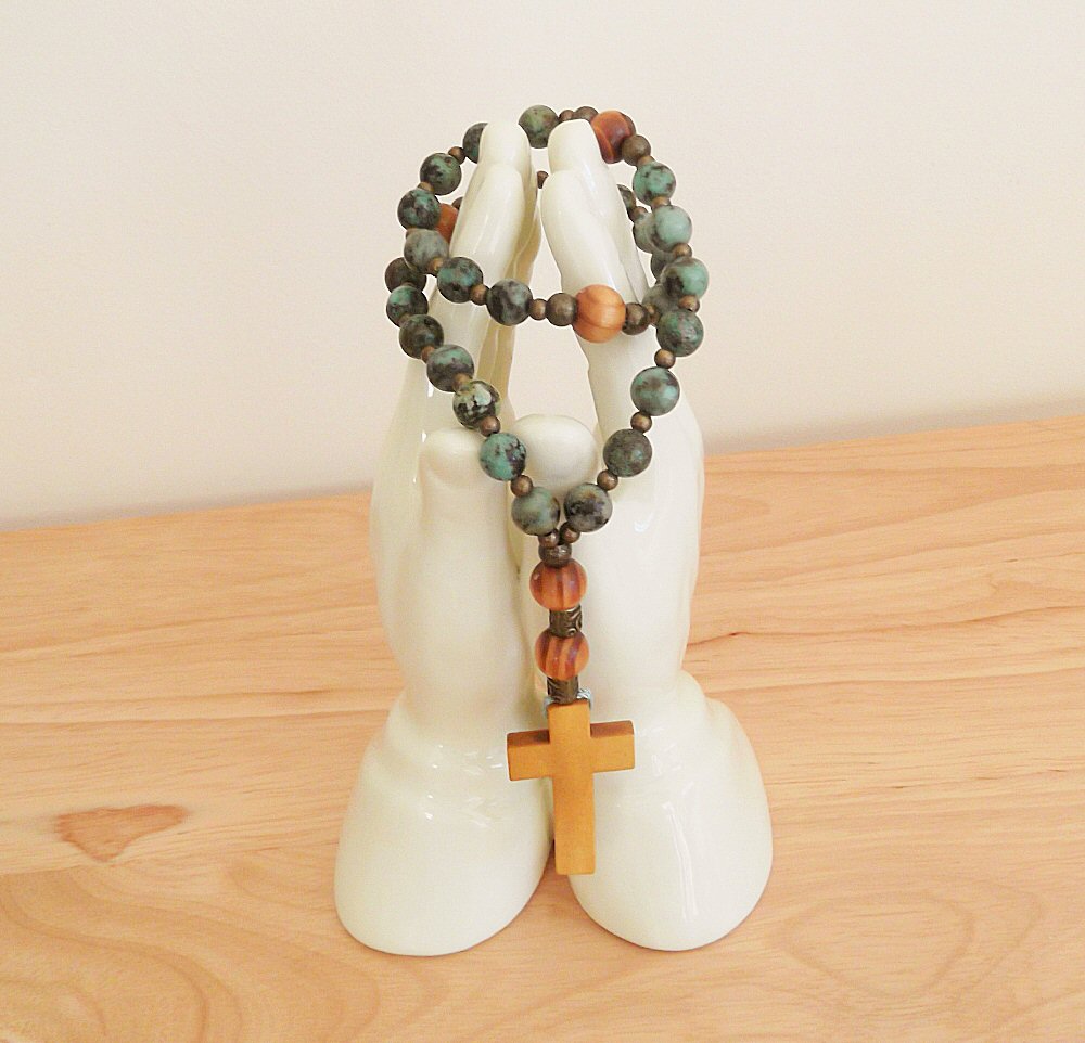 Handmade Anglican Rosary Chrysoprase Green/Black – Serenity Gifts